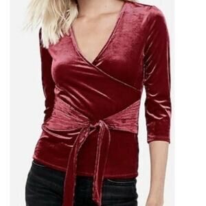 NWT Express Wrap Blouse Womens Burgundy
Red Velvet Ribbed Shirt tie top Large
